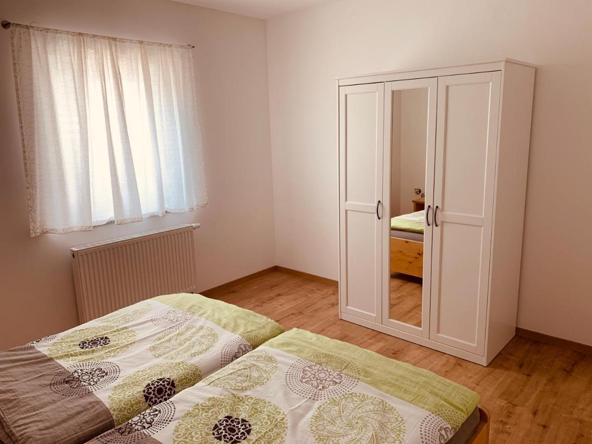 Ferienwohnung Bad Camberg - Apartment 3 Hoelzer Exterior foto